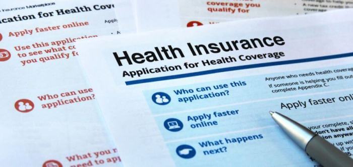 Does a company have to offer health insurance