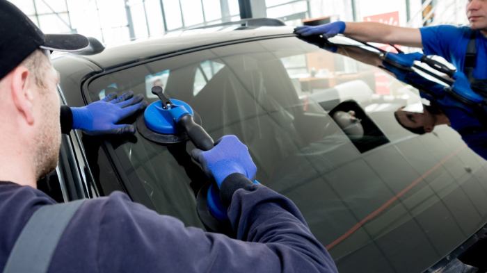 Do insurance companies cover windshield replacement